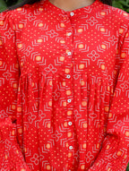 Kaajh Women's Red Printed Cotton Top