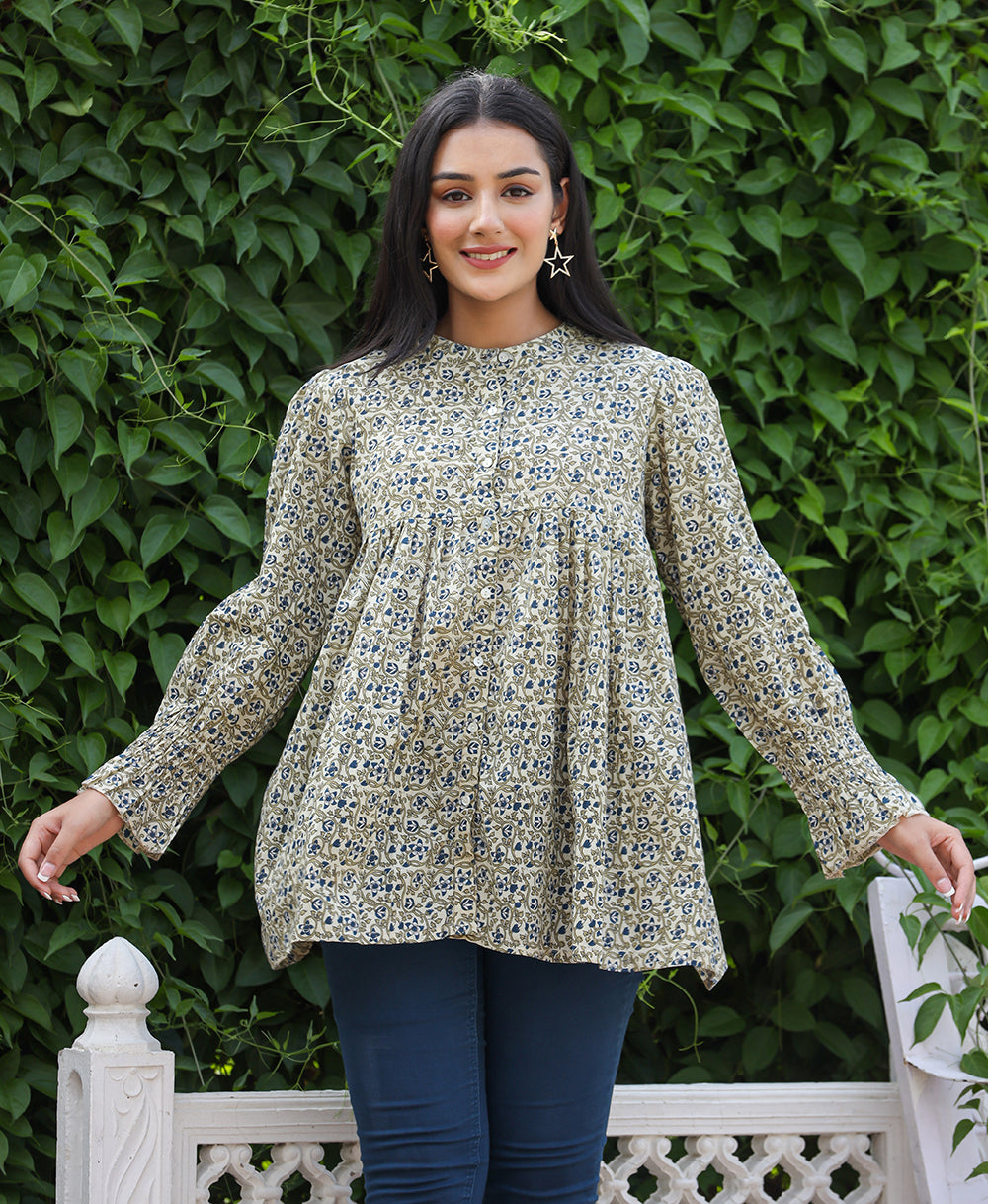 Kaajh Women's Green Printed Cotton Top