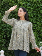 Kaajh Women's Green Printed Cotton Top
