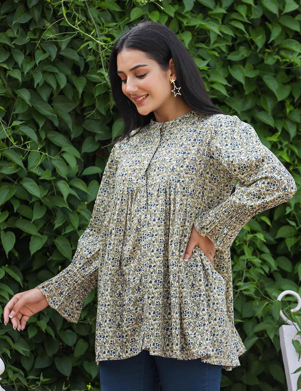 Kaajh Women's Green Printed Cotton Top