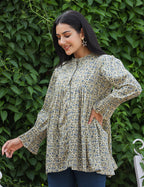 Kaajh Women's Green Printed Cotton Top