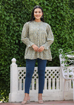 Kaajh Women's Green Printed Cotton Top