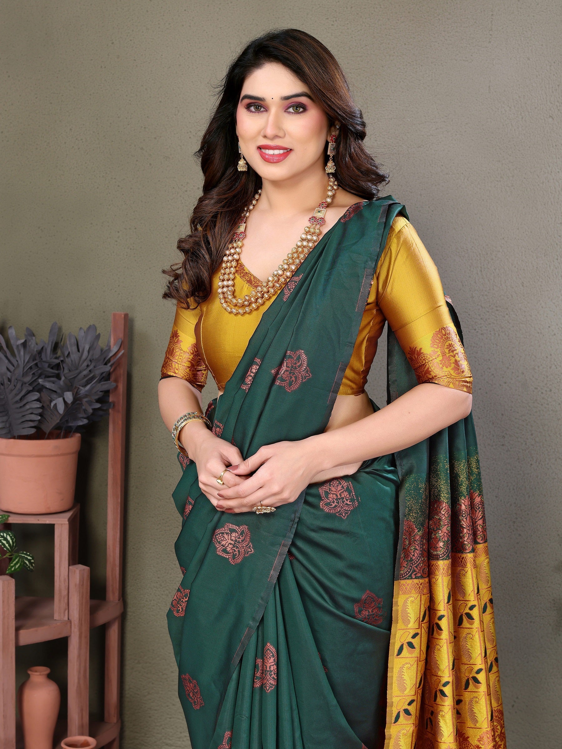 Vedant Vastram Soft Litchi Silk Kanjeevaram Saree - Green - Distacart