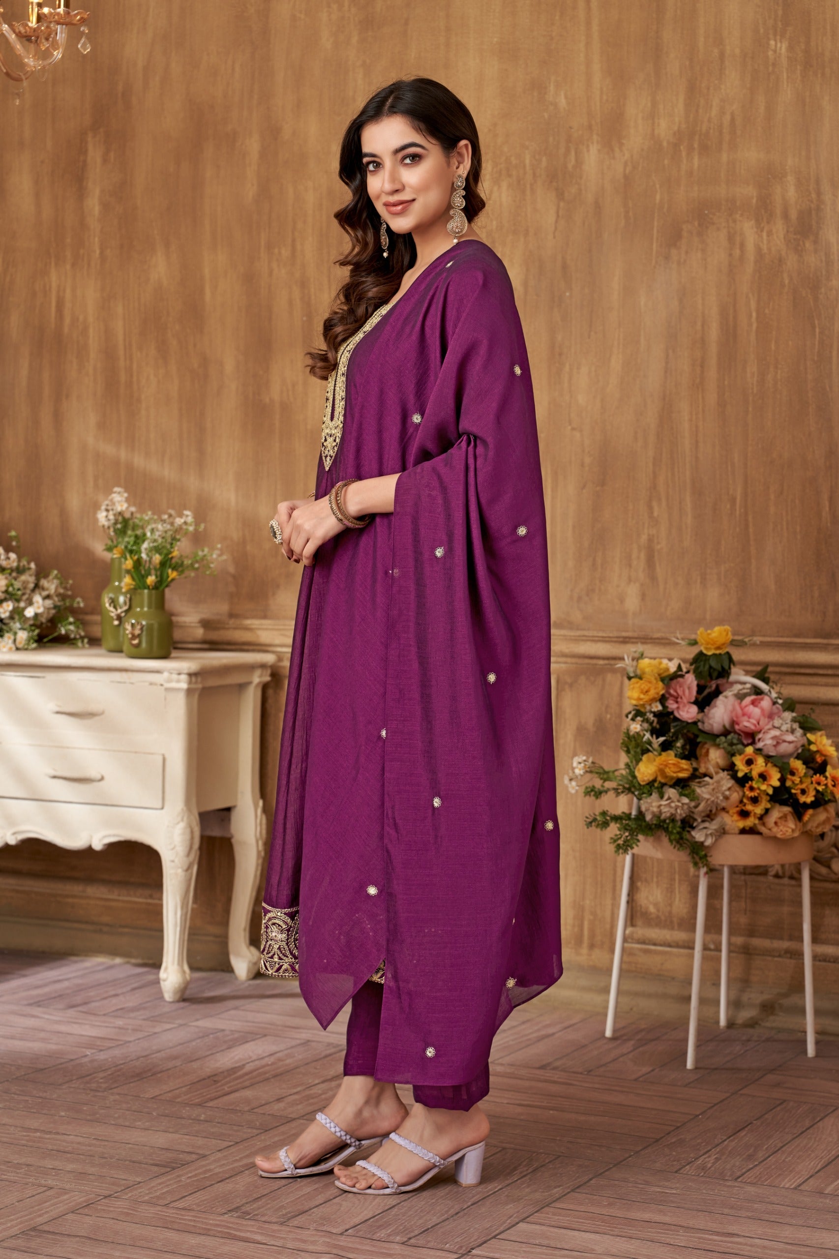 Vedant Vastram Kurta Pant set with Dupatta having Beautiful Embroidered work - Wine