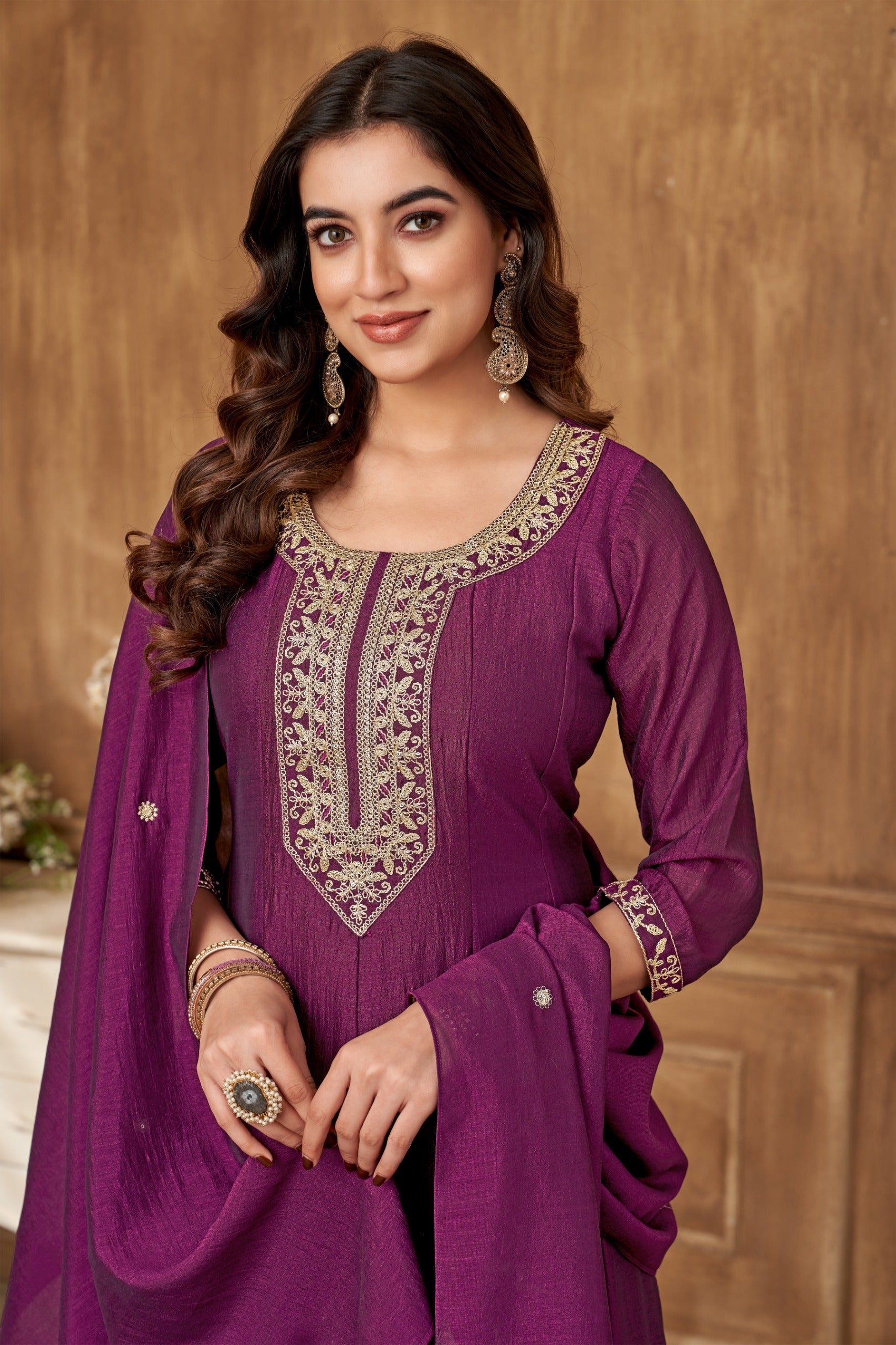 Vedant Vastram Kurta Pant set with Dupatta having Beautiful Embroidered work - Wine