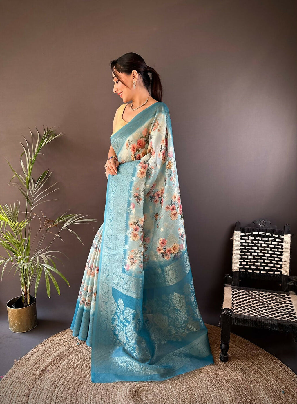 Joban Fashion Sky Blue Floral Motifs Banarasi Silk Sarees