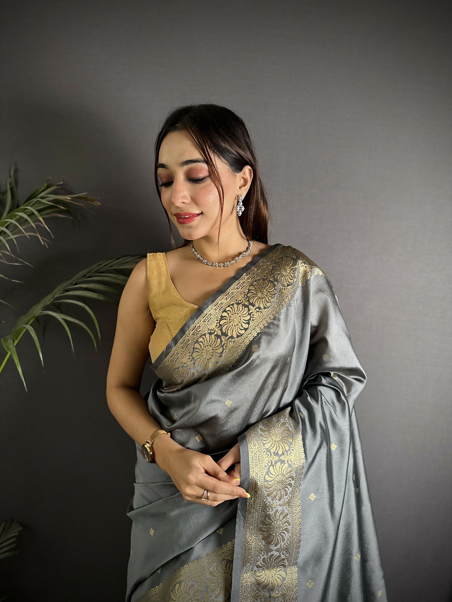 Joban Fashion Grey Banarasi Cotton Silk Woven Saree - Distacart