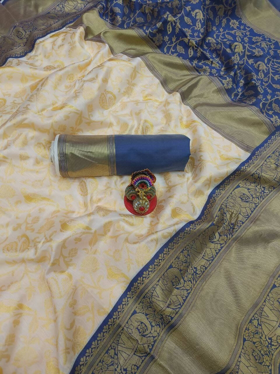 DEIANA'S Beautiful Designer Golden zari Soft Lichi Silk Saree - White