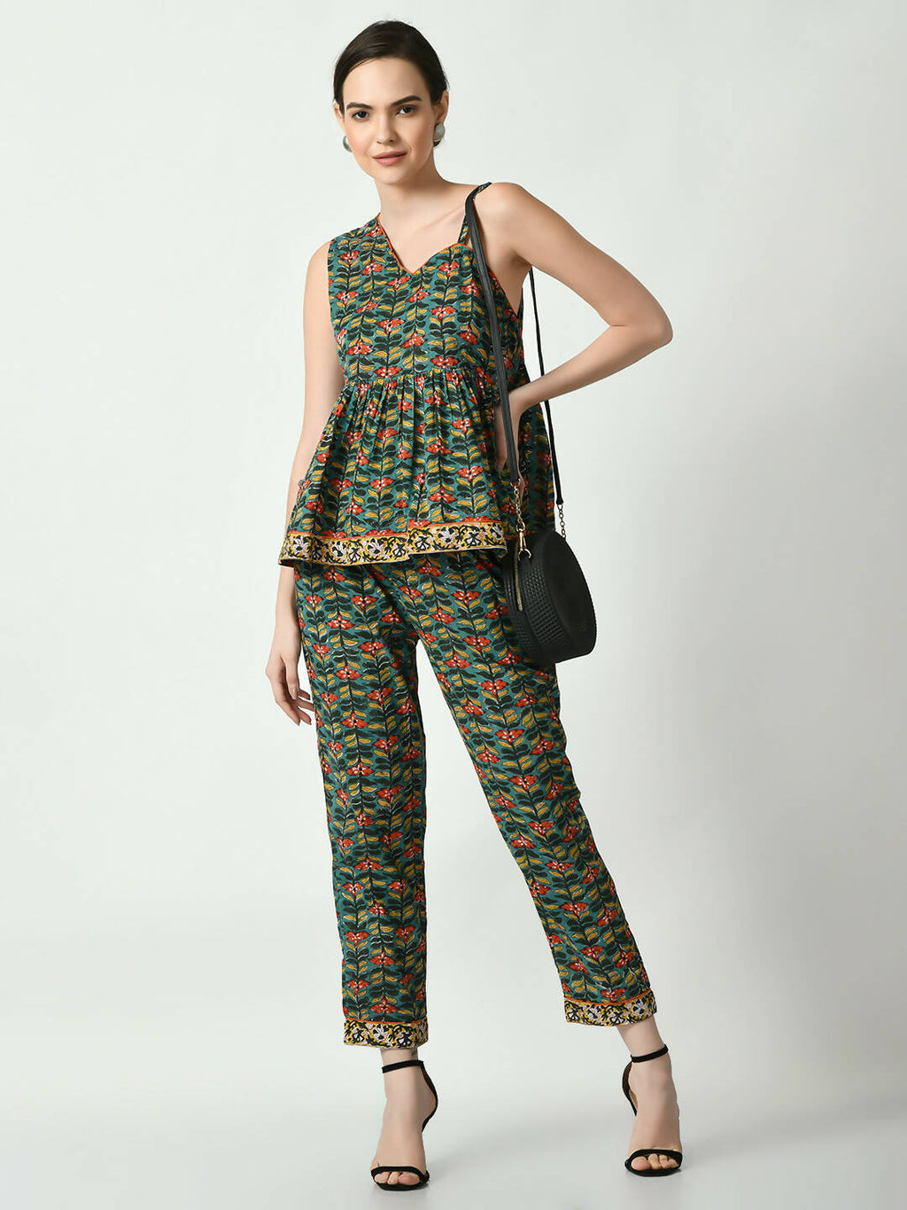 Myshka Women's Green One Shoulder Top With Trousers