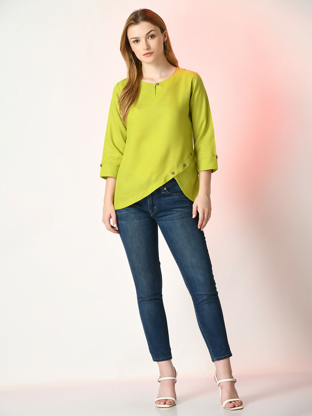 Myshka Women's Green Solid Top