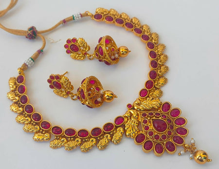 Trendy Pink kemp Peacock Necklace Set