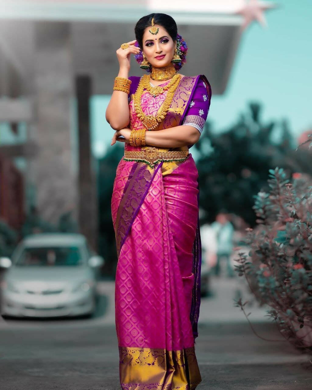 DEIANA'S Beautiful Designer Golden zari Soft Lichi Silk Saree - Pink
