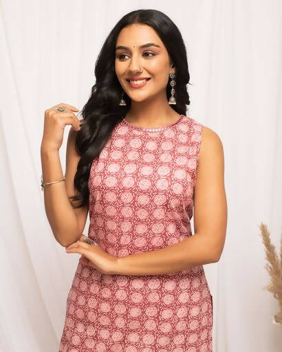 FIORRA Women's Floral Printed Pink Cotton Straight Kurta
