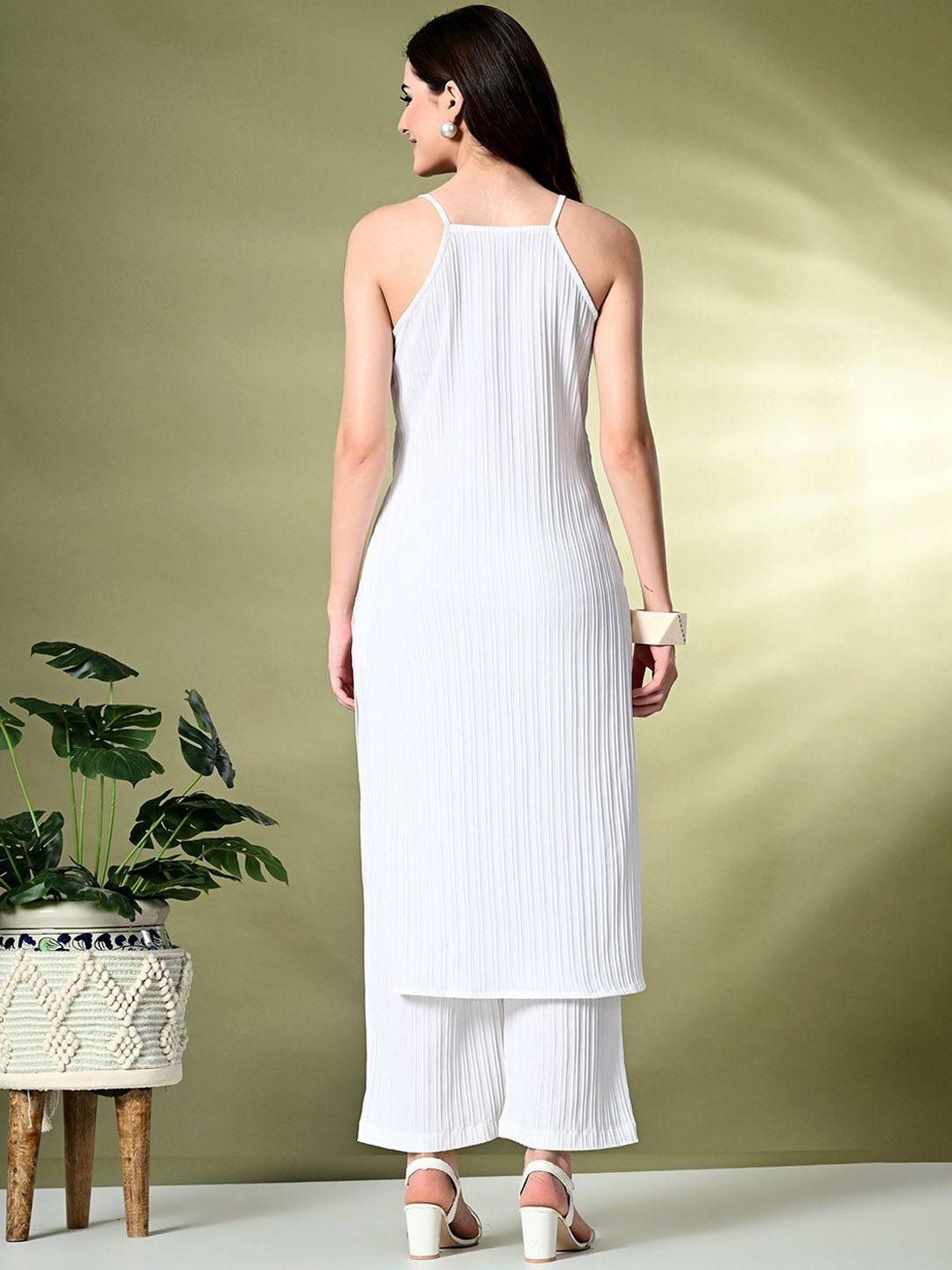 Sangria Self Design Shoulder Straps Straight Kurta With Palazzo