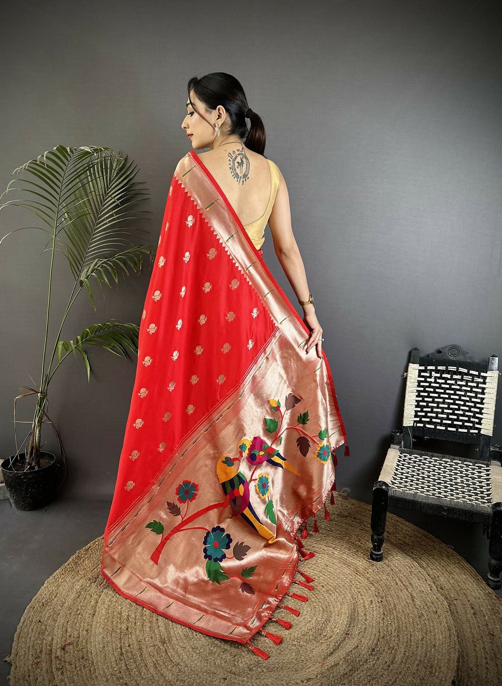 Joban Fashion Red Peacock & Floral Motifs Soft Silk Kanchipuram Saree - Distacart
