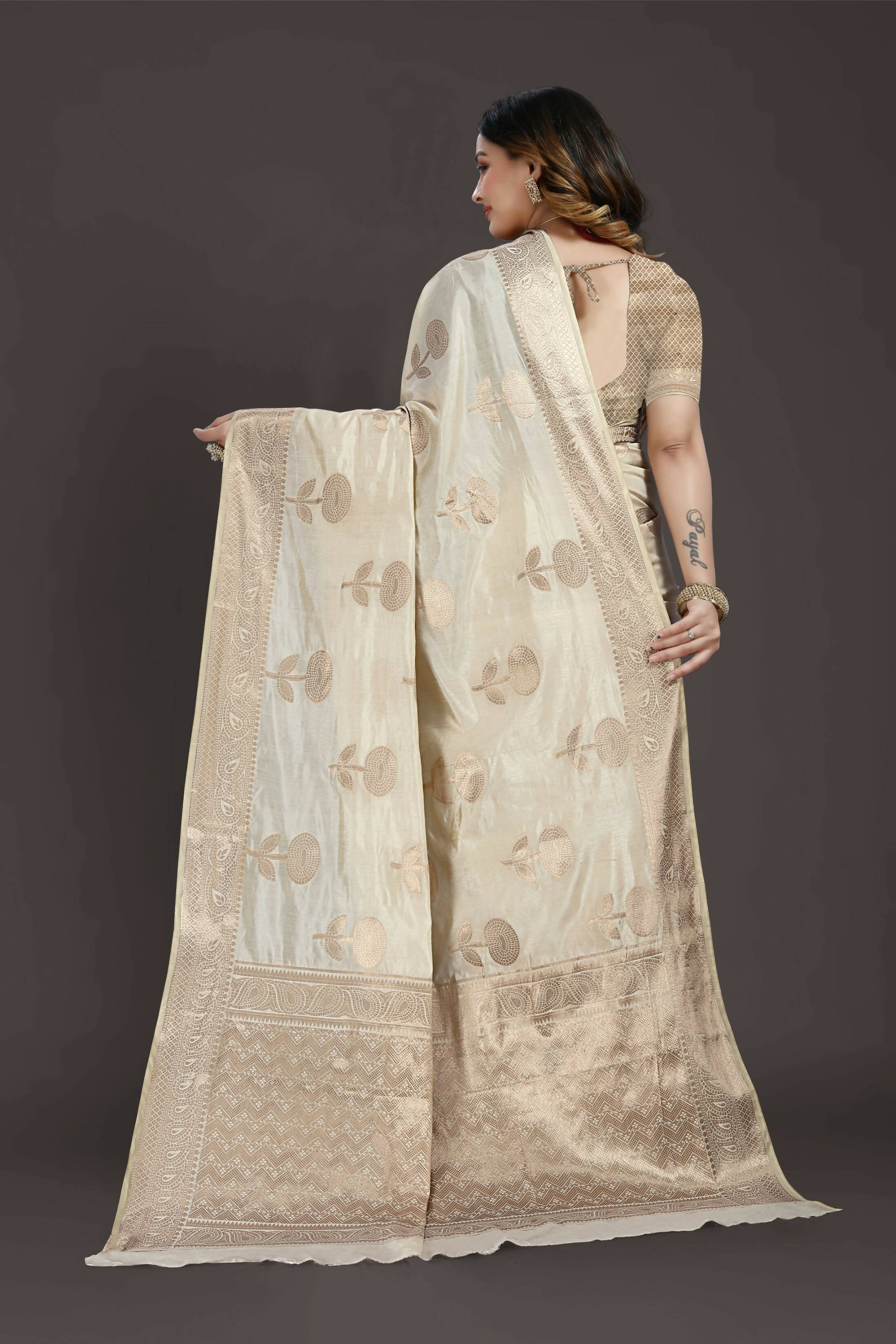 Off White Pure Raw Silk Zari Woven Saree with Unstitched Blouse Piece - Alisha