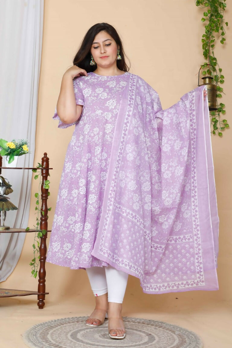 Miravan Women's Plus Size Lavender Floral Flared Sleeves Anarkali Kurta With Dupatta