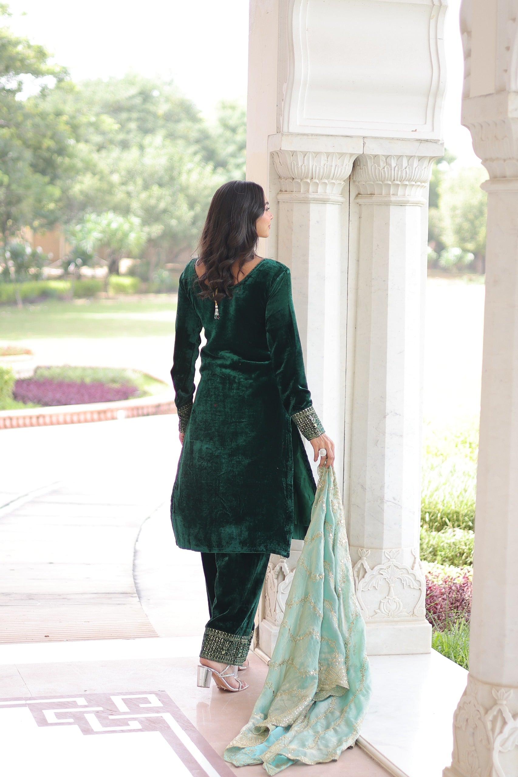 Prazu Fashion Green Velvet Rich Sequins & Zari Embroidered Work Salwar Suit - Distacart