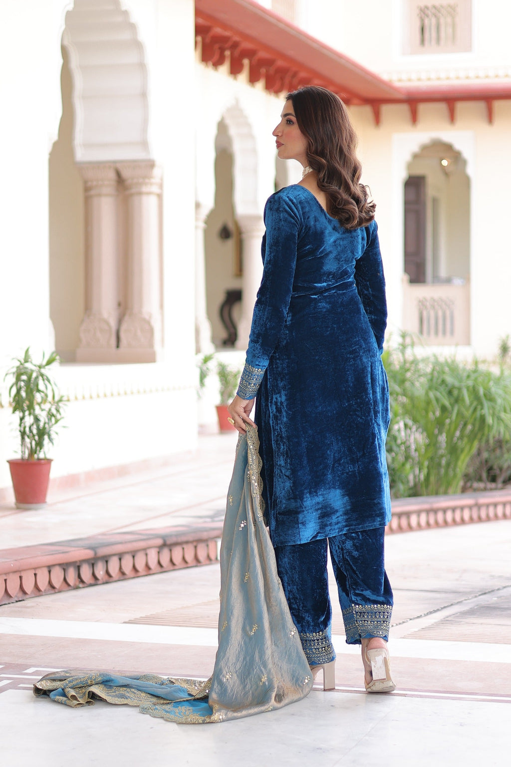 Prazu Fashion Blue Velvet Rich Sequins & Zari Embroidered Work Salwar Suit - Distacart