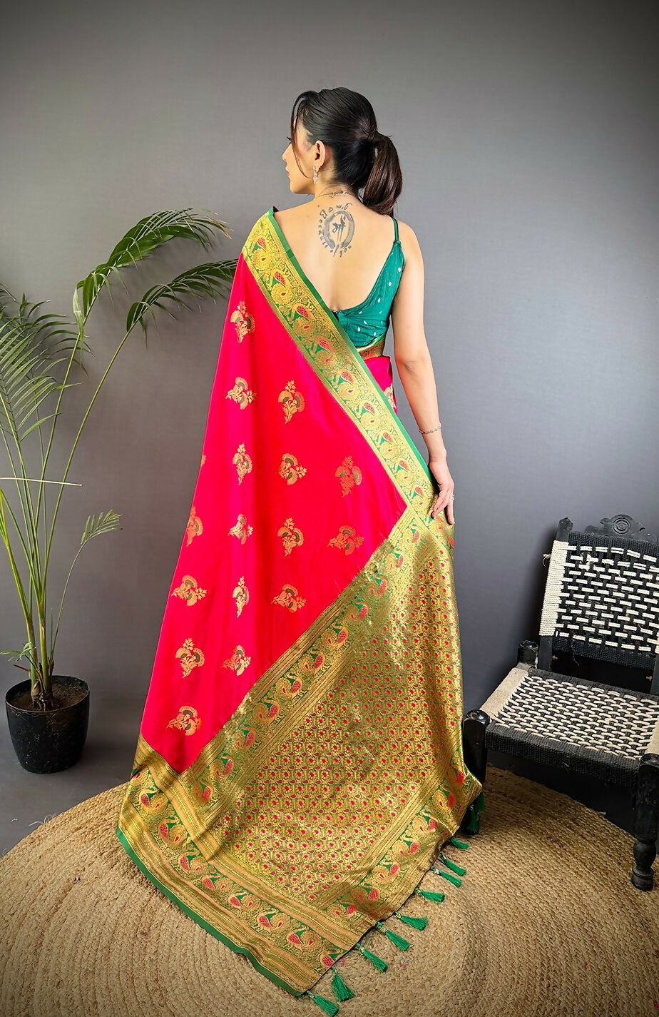 Joban Fashion Banarasi Red Woven Soft Silk Saree - Distacart