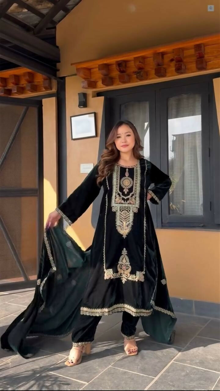 Joban Fashion Black Velvet Sequence Embroidery Work Kurta Set - Distacart