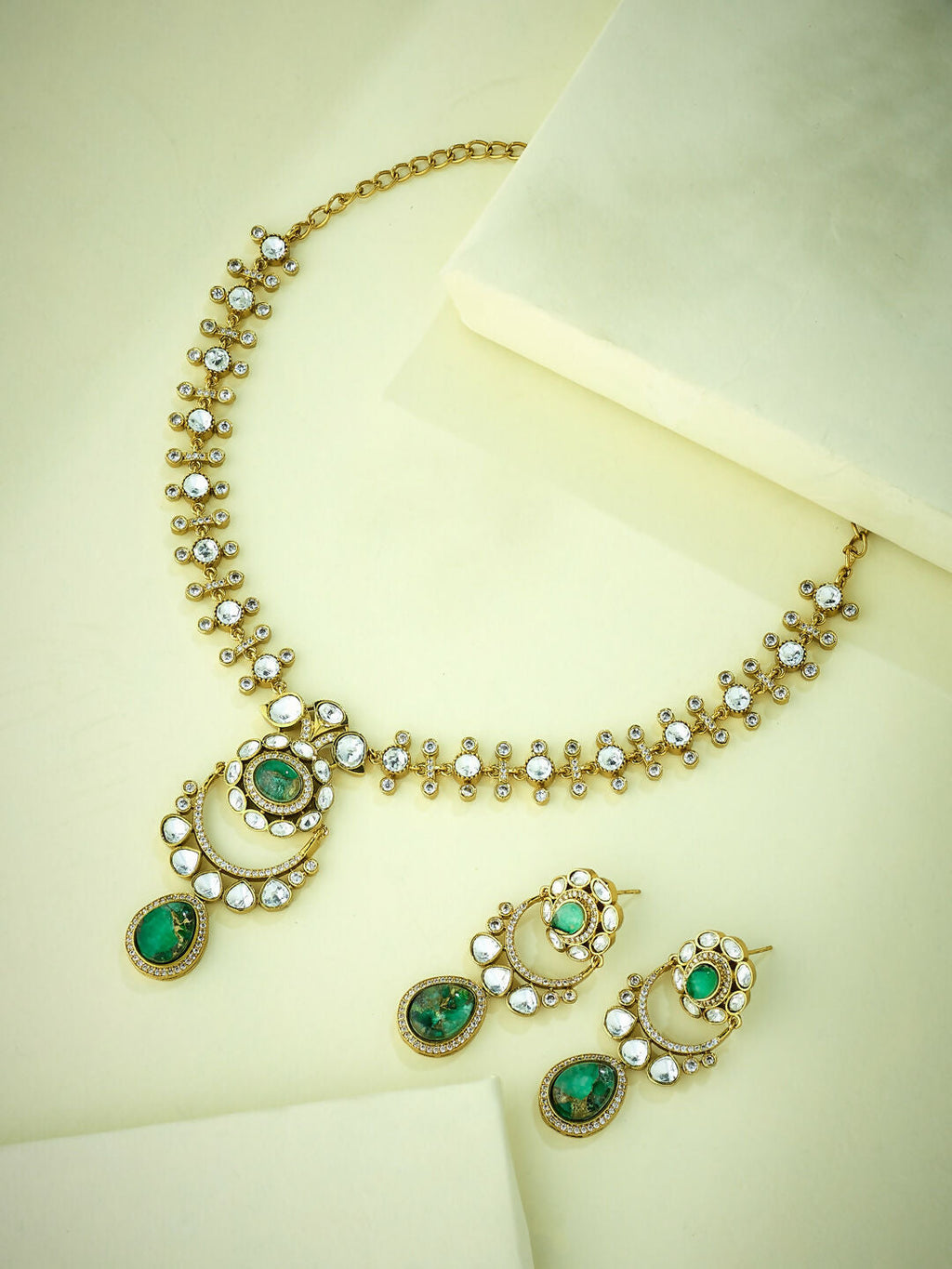 Nuyug 22K Gold-Plated Kundan Studded Faux Jasper Stone Necklace Set