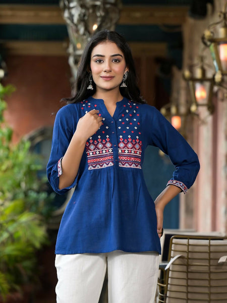 Juniper Women's Blue Solid Cotton Short Tunic With Thread & Mirror Work