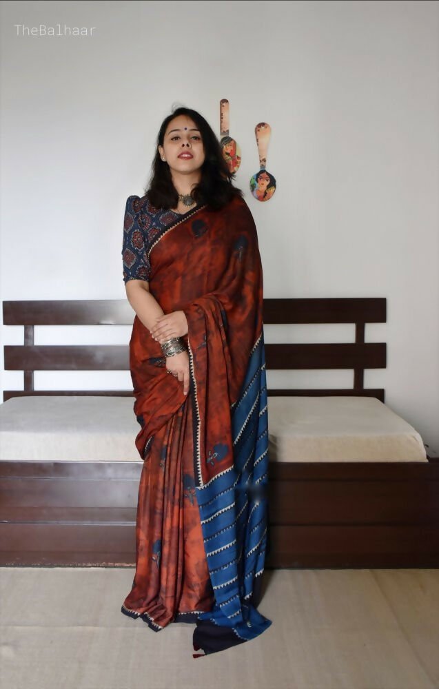 Arfa Fashion House Brick Dual Tone Silk Digital Printed Saree