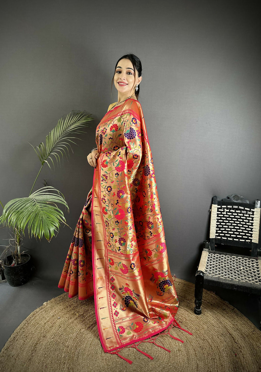 Joban Fashion Golden-Orange Intricate Floral & Leaf Soft Silk Paithani Saree - Distacart