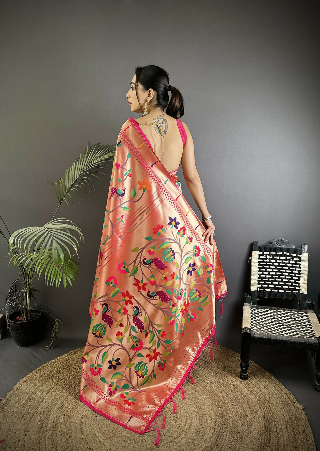 Joban Fashion Reddish Pink Peacock And Floral Soft Silk Paithani Saree - Distacart
