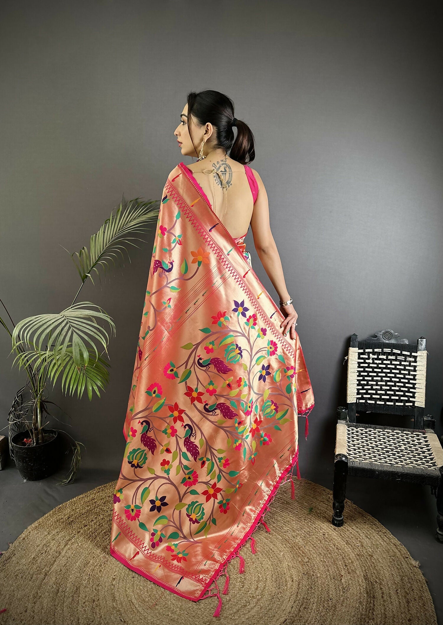 Joban Fashion Reddish Pink Peacock And Floral Soft Silk Paithani Saree - Distacart