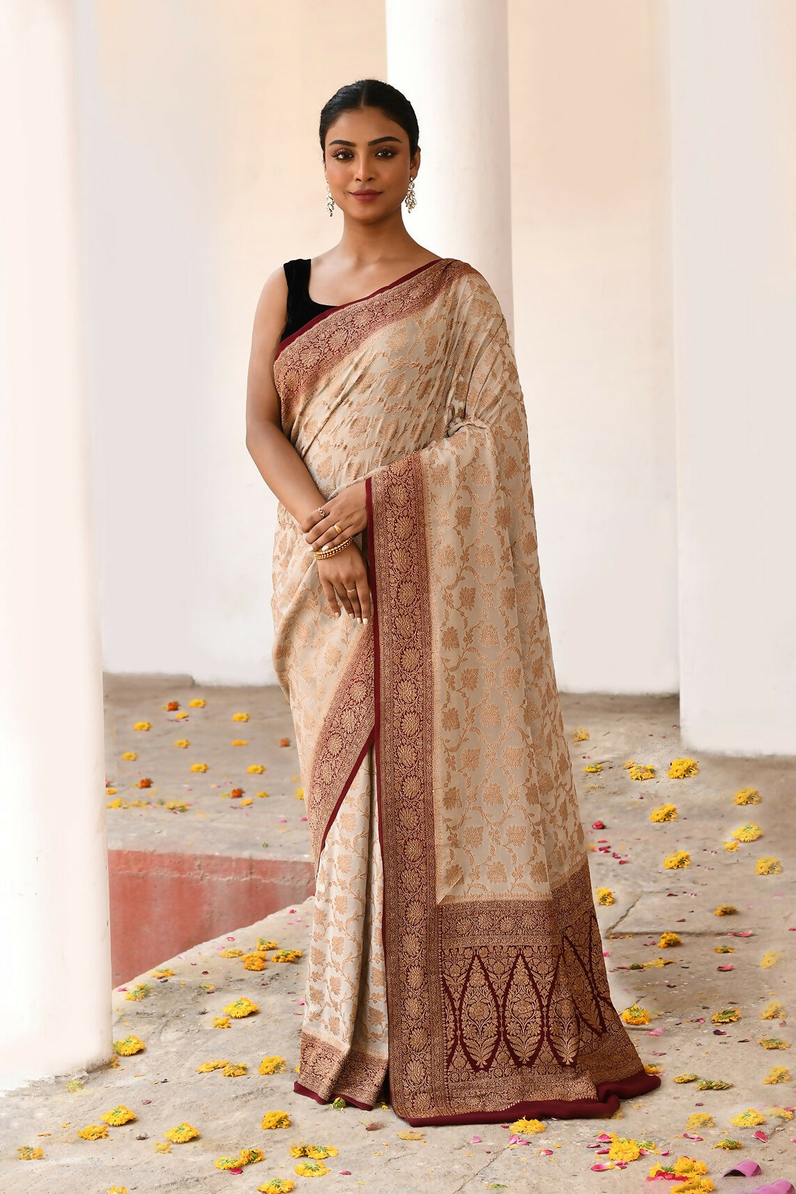 Joban Fashion Crème Crepe Chiffon Pure Handloom Banarasi Silk Saree