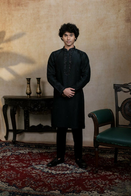 Falling Raw Silk Black Kajal Phool Kurta Set By Hilo Design