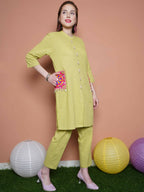 Women Republic Green Cotton Kurta Set With Embroidered Pockets - Distacart