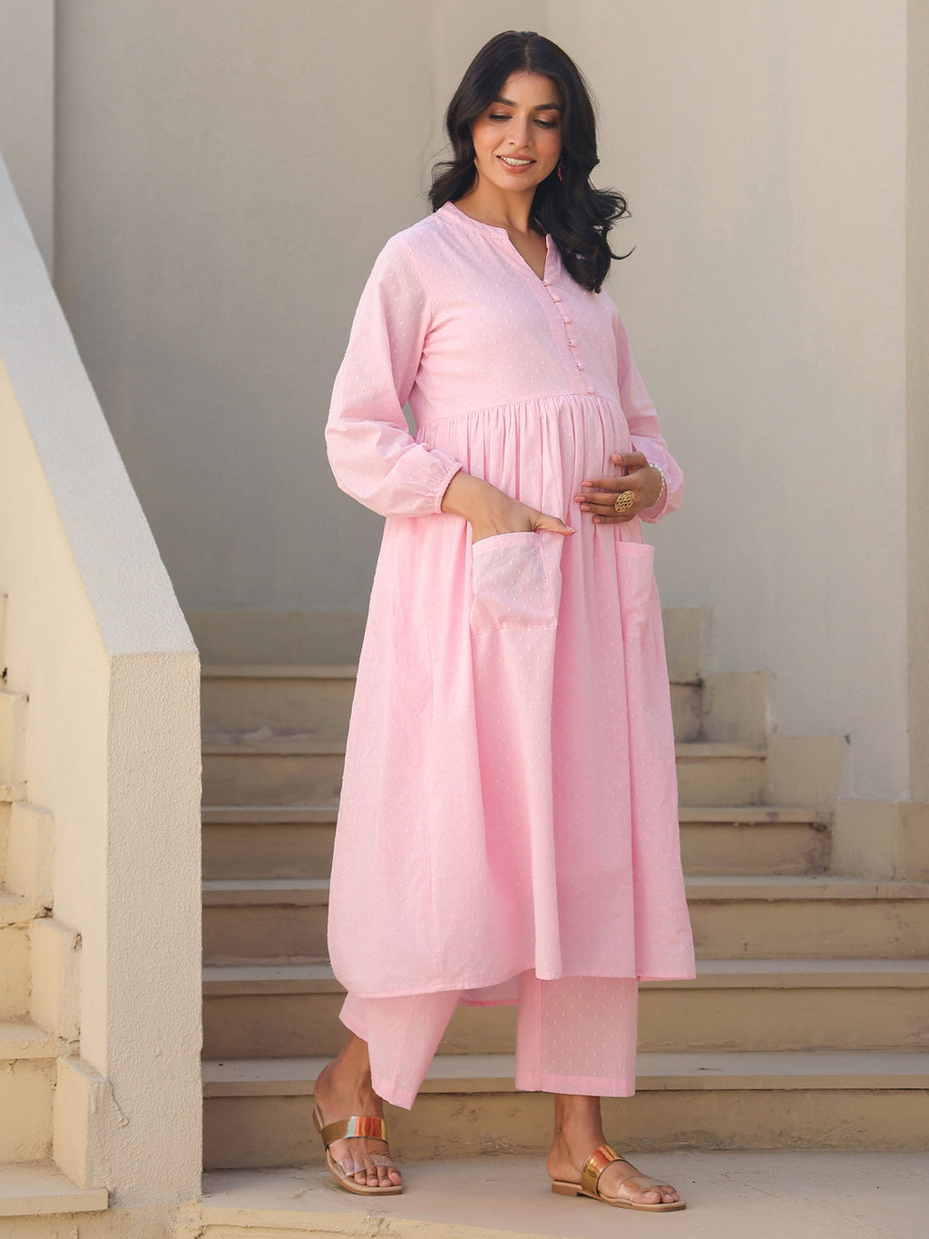 Janasya Light Dobby Cotton Self Design A-Line Kurta Set