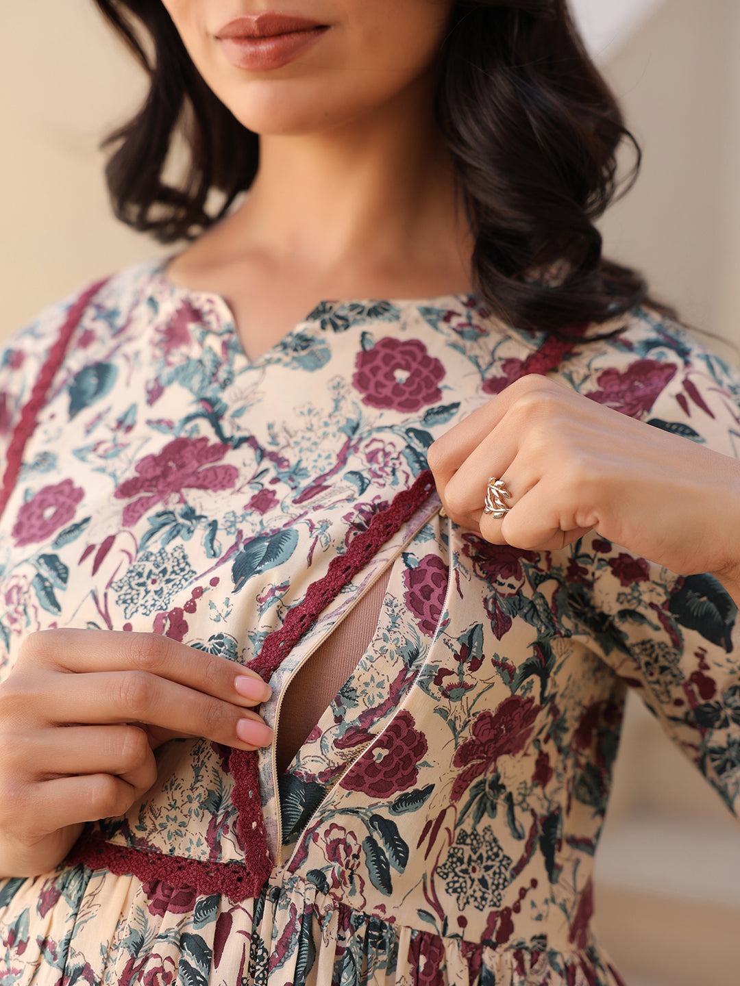 Janasya Dark Cotton Floral Gathered Kurta - Distacart