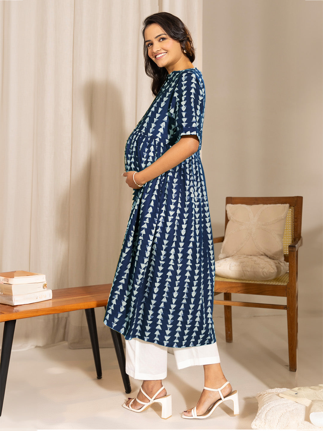 Janasya Dark Cotton Geometric A-Line Kurta - Distacart