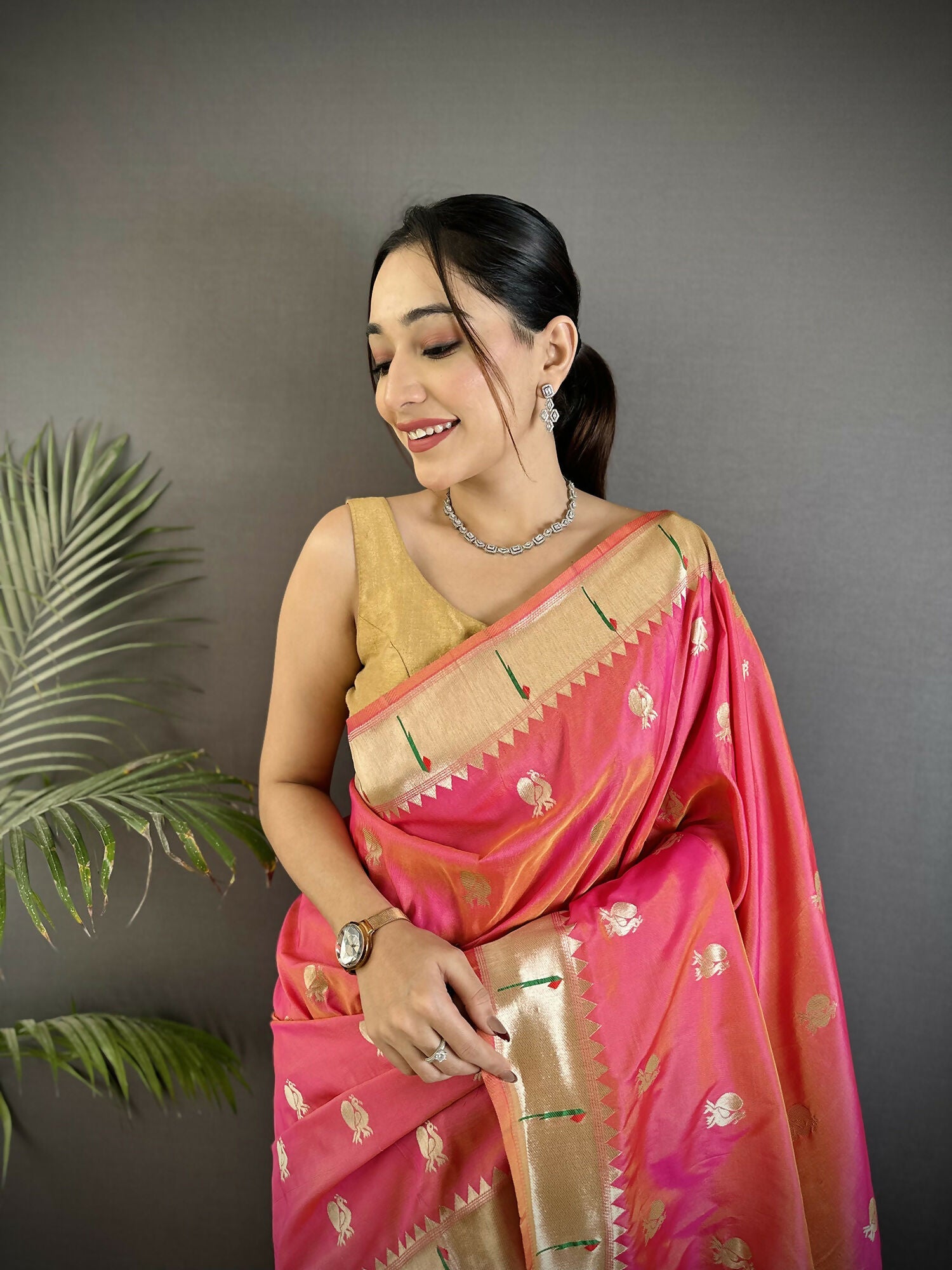 Joban Fashion Peach Peacock & Floral Motifs Soft Silk Kanchipuram Saree - Distacart
