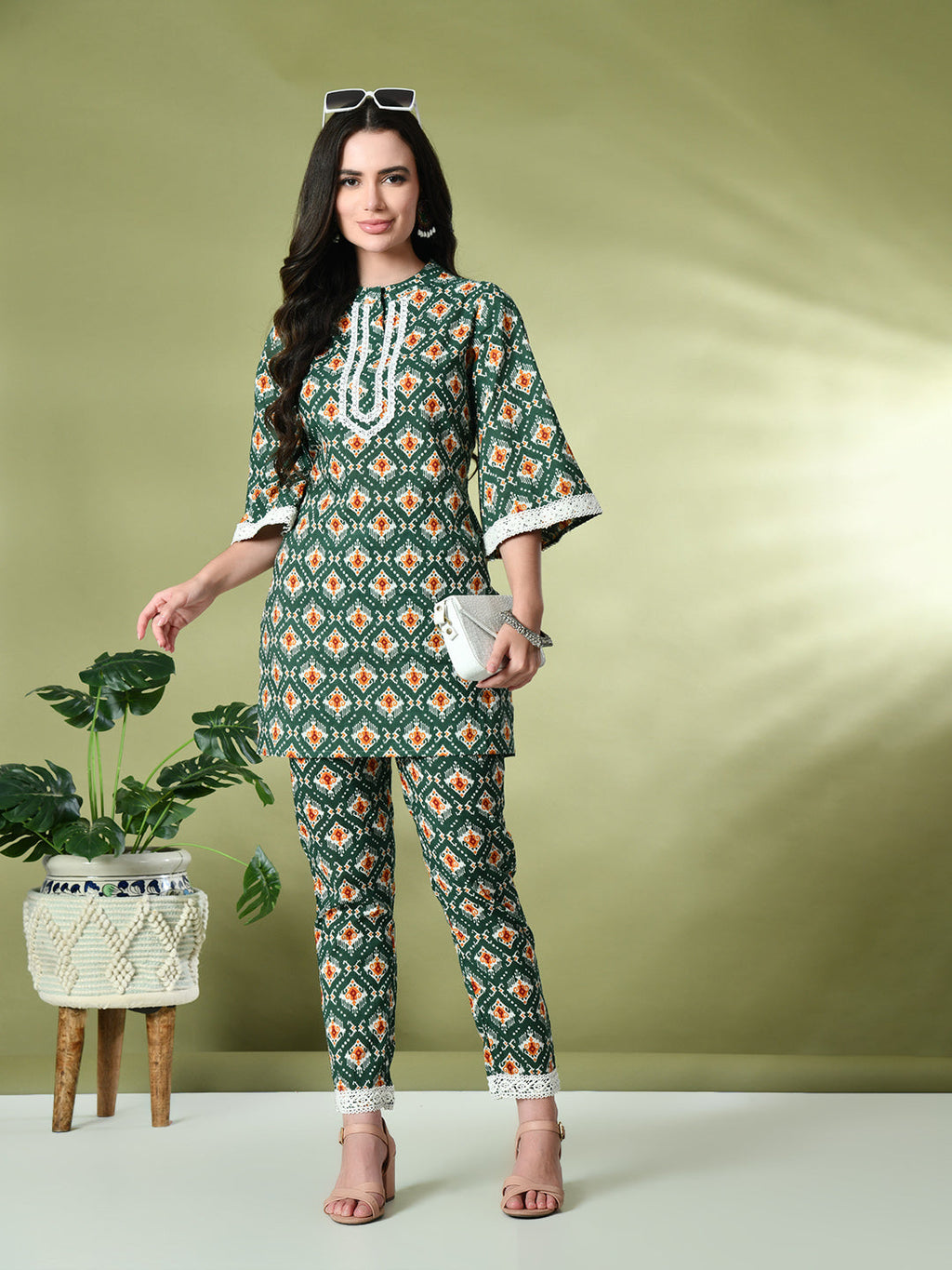 Myshka Women's Cotton Printed Co-ord set in Green Color