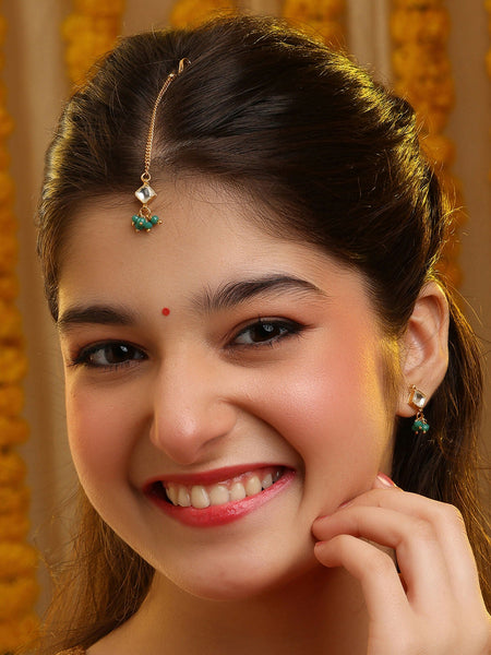 Ruby Raang Gold-White Set Of Earrings And Maang Tikka