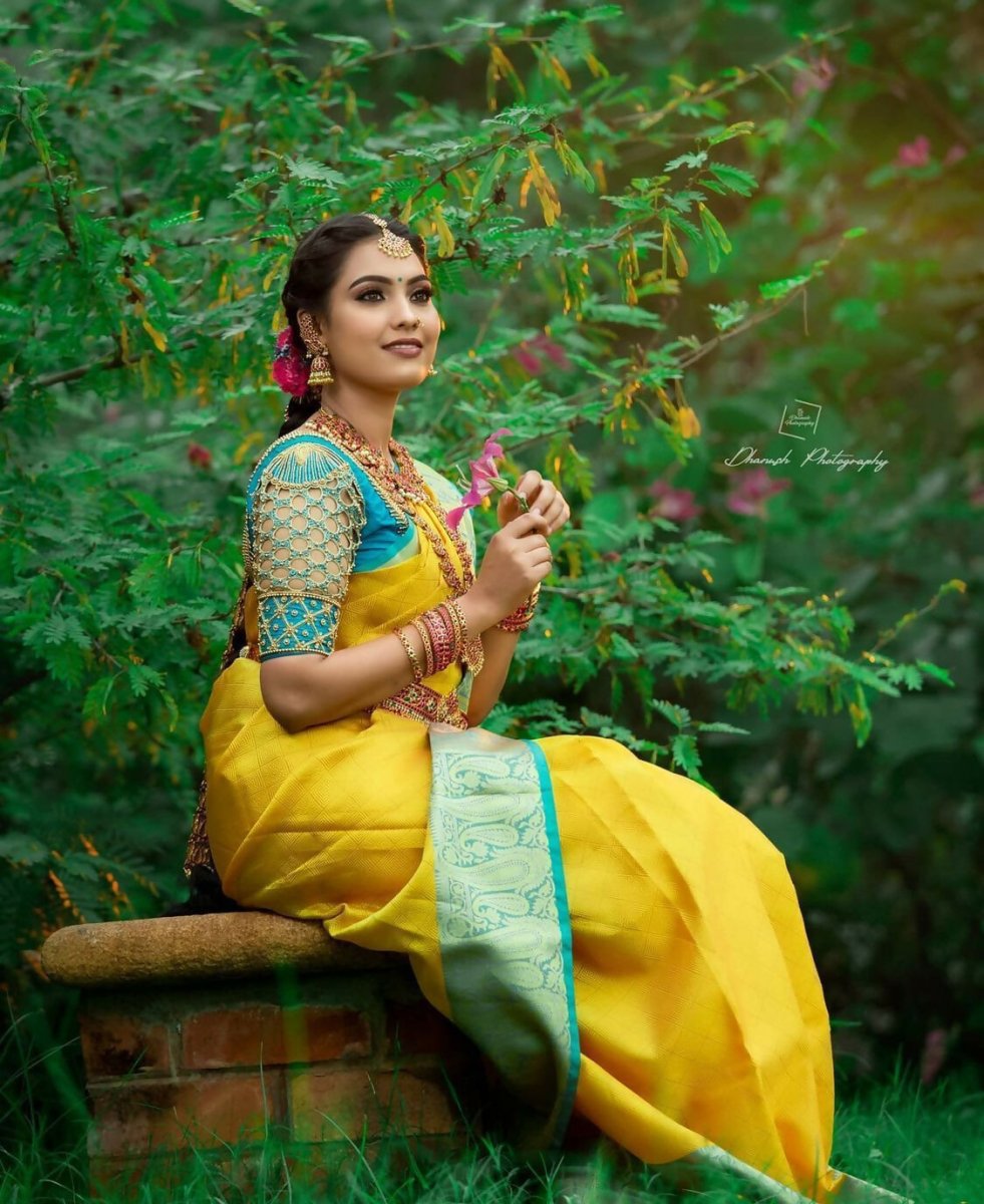 Arfa Fashion House Mustered With Contrast Border Lichi Silk Jacquard Work Saree