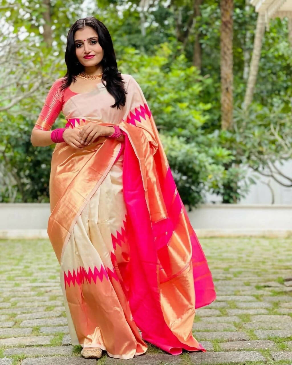 DEIANA'S Beautiful Designer Golden zari Soft Lichi Silk Saree - White