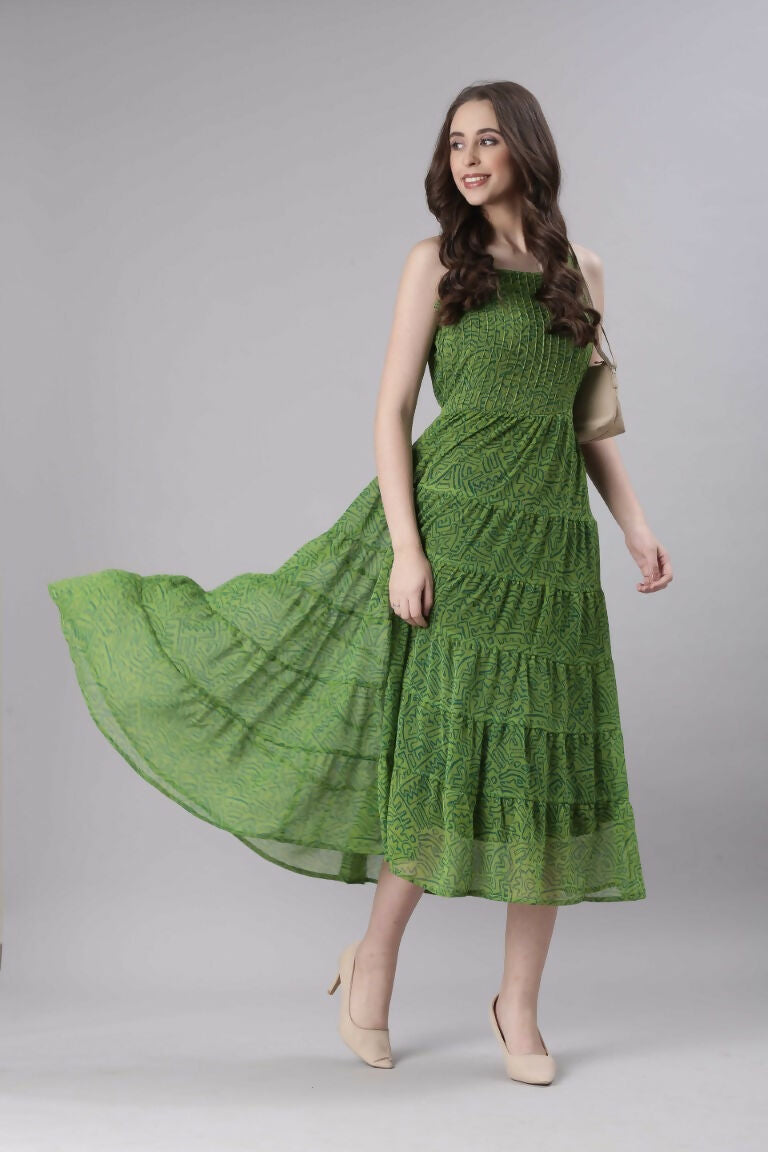Souchii Green Varlie Printed Tiered Dress – Flowy Fit & Flare