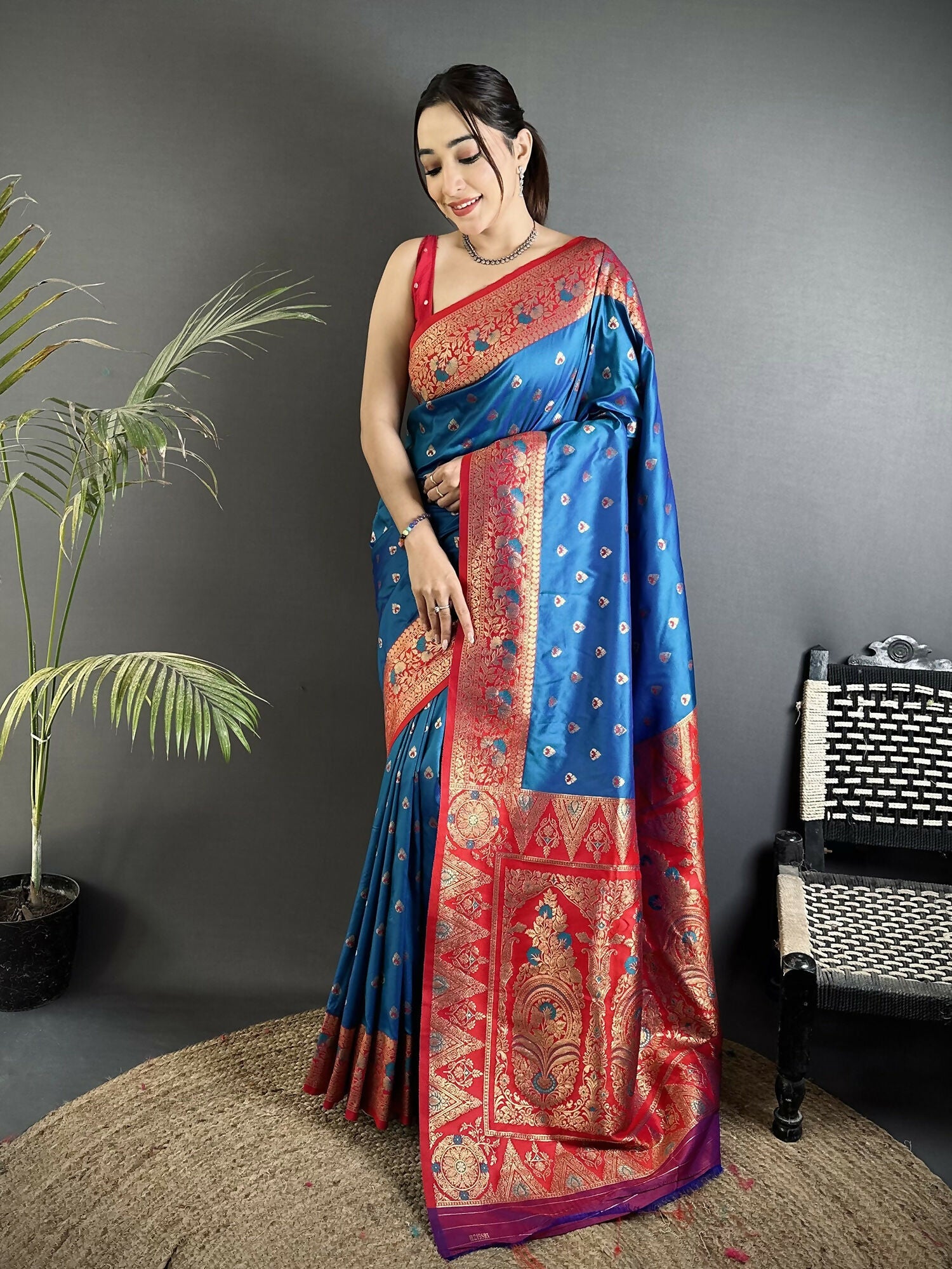 Joban Fashion Blue Intricate Motifs Soft Silk Banarasi Saree