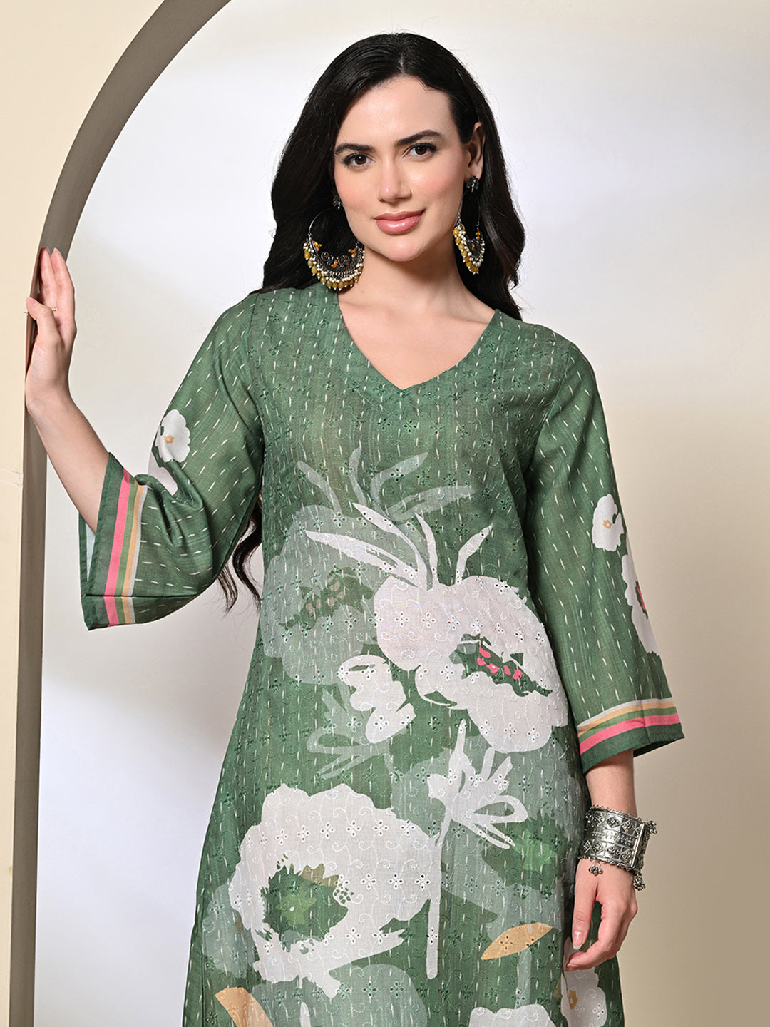 Myshka Women's Hakoba Printed A-Line Kurta in Green Color
