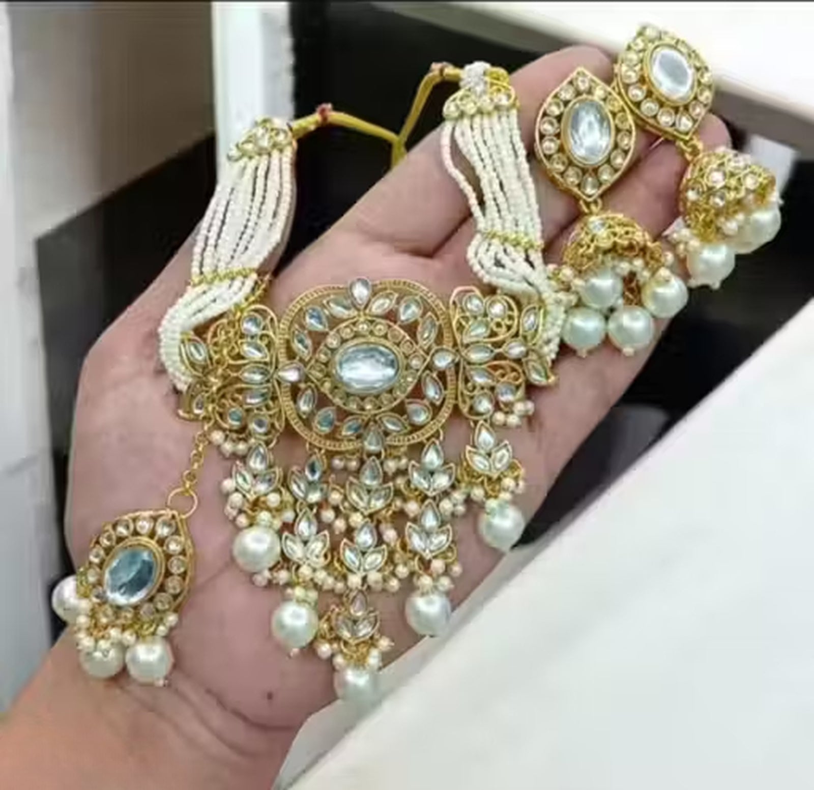 Jewel City Traditional Kundan Beaded Necklace Set for Women Gold-Plated Bridal Choker with Earrings & Tikka Ethnic Indian Jewelry