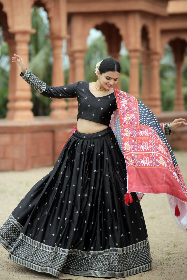 Vastranavya Navaratri Collection Myra Silk Lehenga & Blouse With Maslin Crochet Printed Dupatta Set - Black