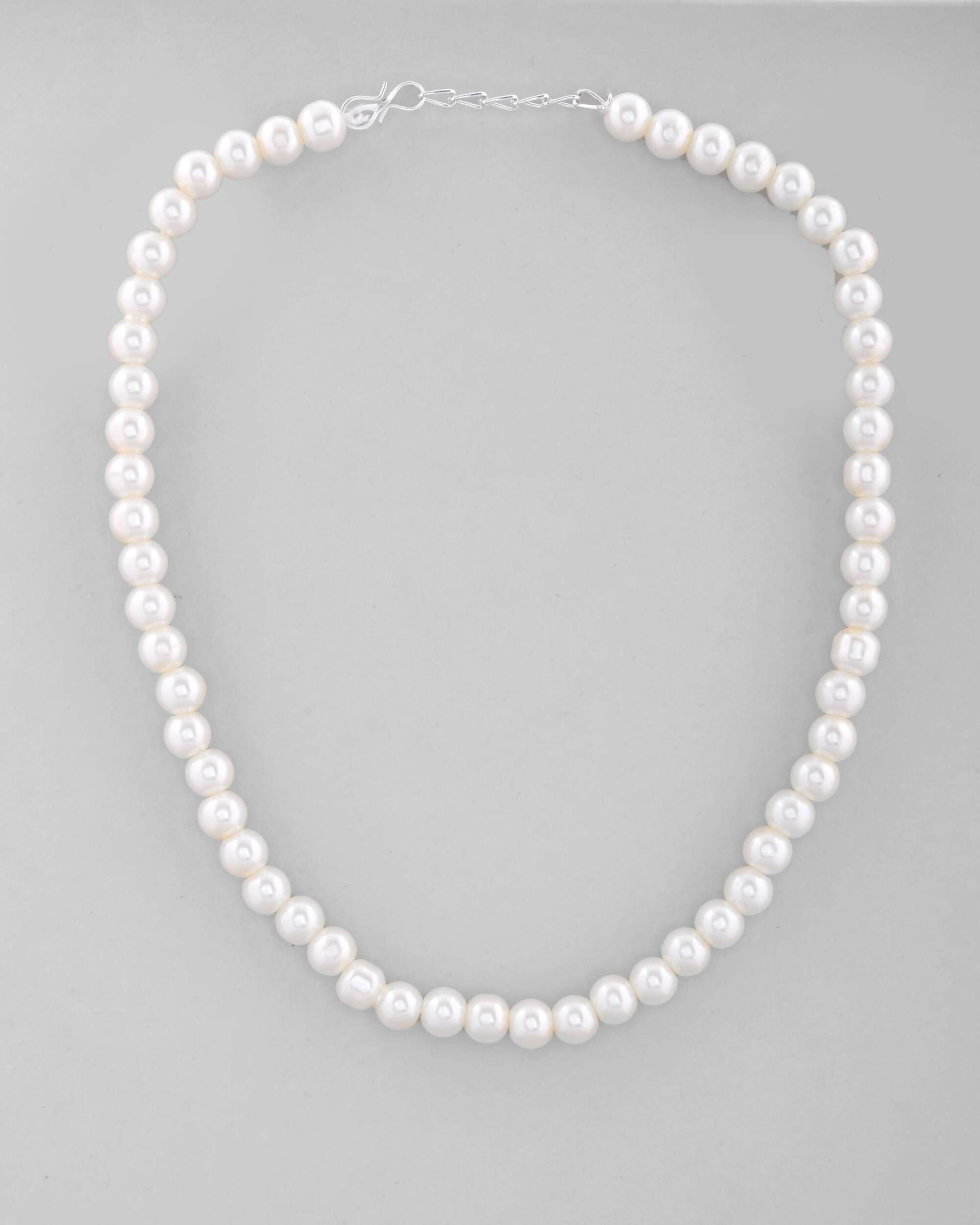 VOJ Pearl Beaded Necklace