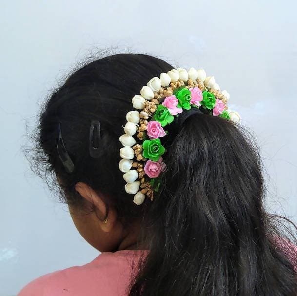 Beautiful Multicolor Rose Gold Gajra