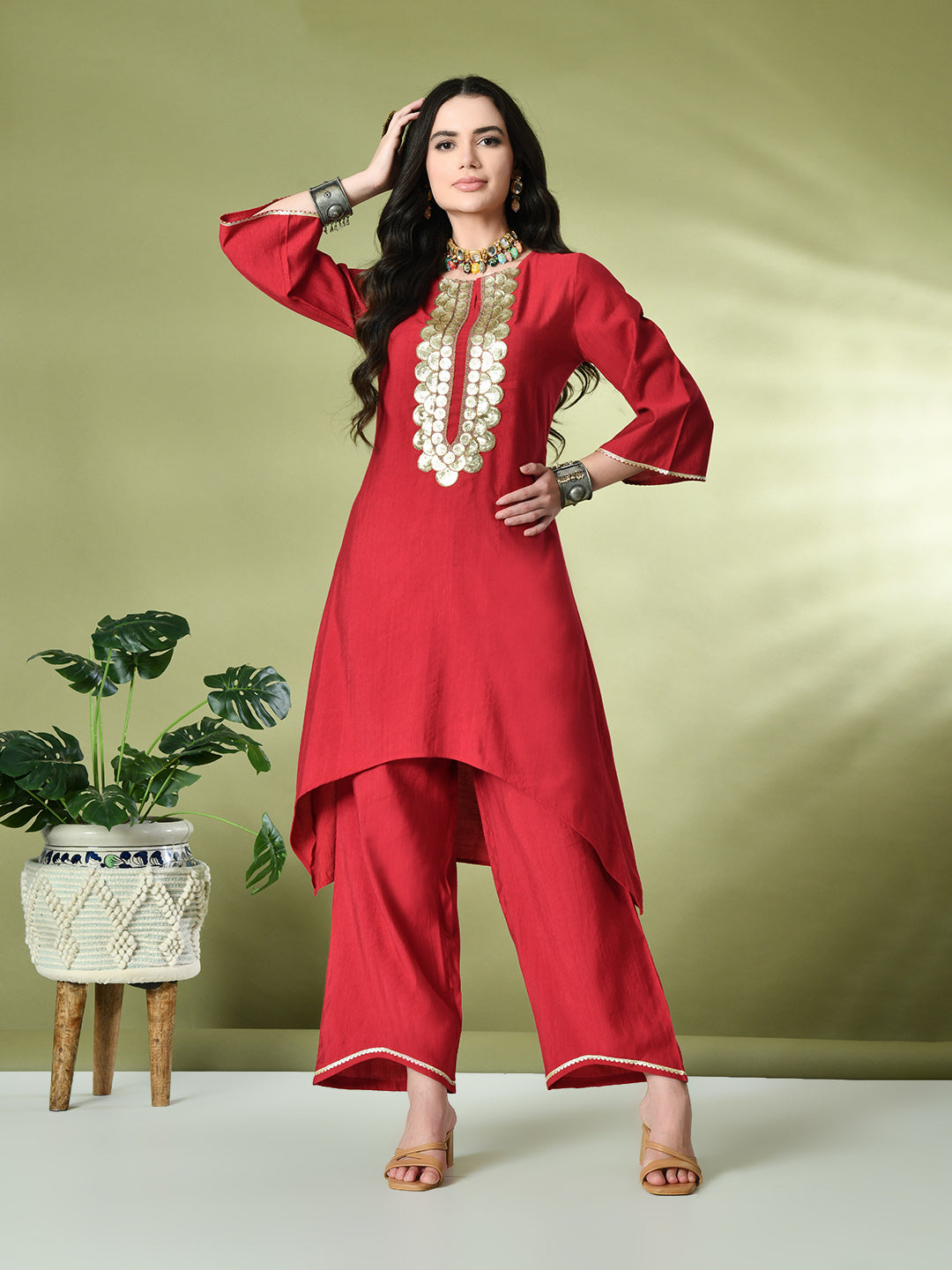 Myshka Women's Embroidered Keyhole Neck Bell Sleeves Kurta & Palazzos Sets in Red Color